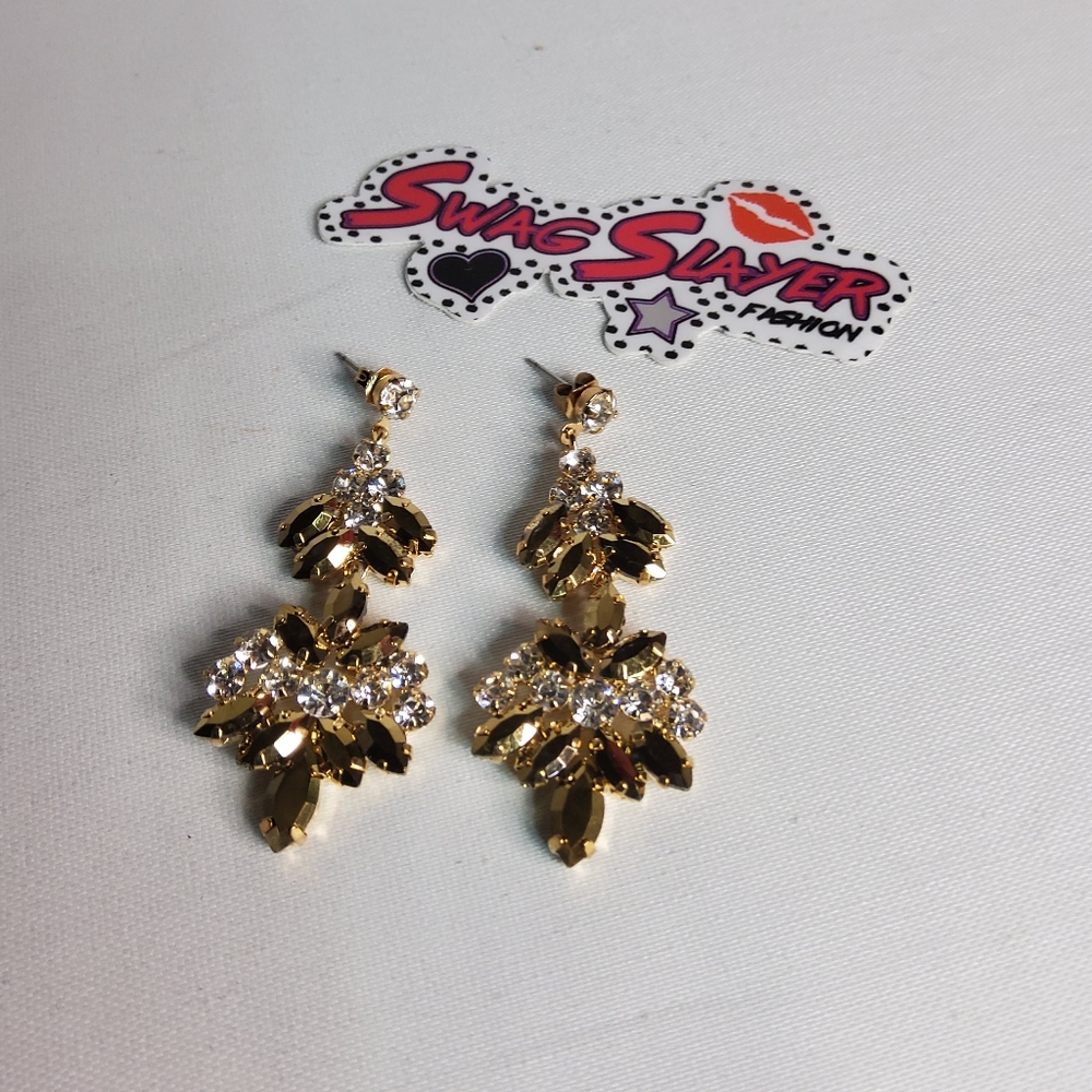 Earrings Gold Tone